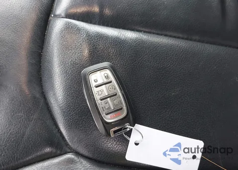 2017 Chrysler Pacifica Touring-L из США, поврежденный, VIN 2C4RC1BG5HR703688